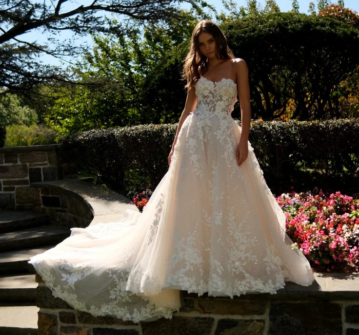 Ball gown wedding dresses near me