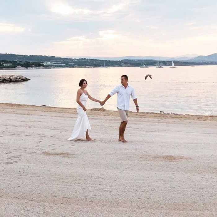 Backless beach wedding dress