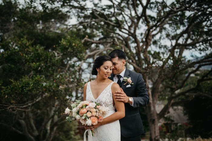 Lush greenery filled wedluxe emmalovesweddings ceremonies